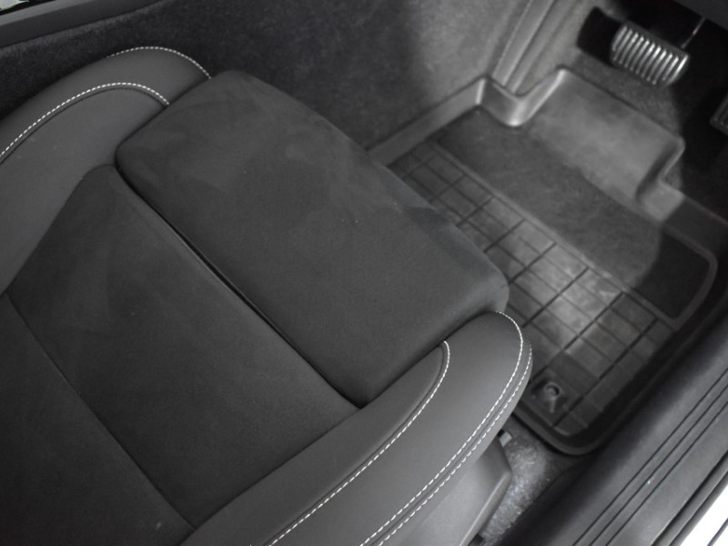 Used Volvo XC40 2024 for sale - 76982029: Photo 42