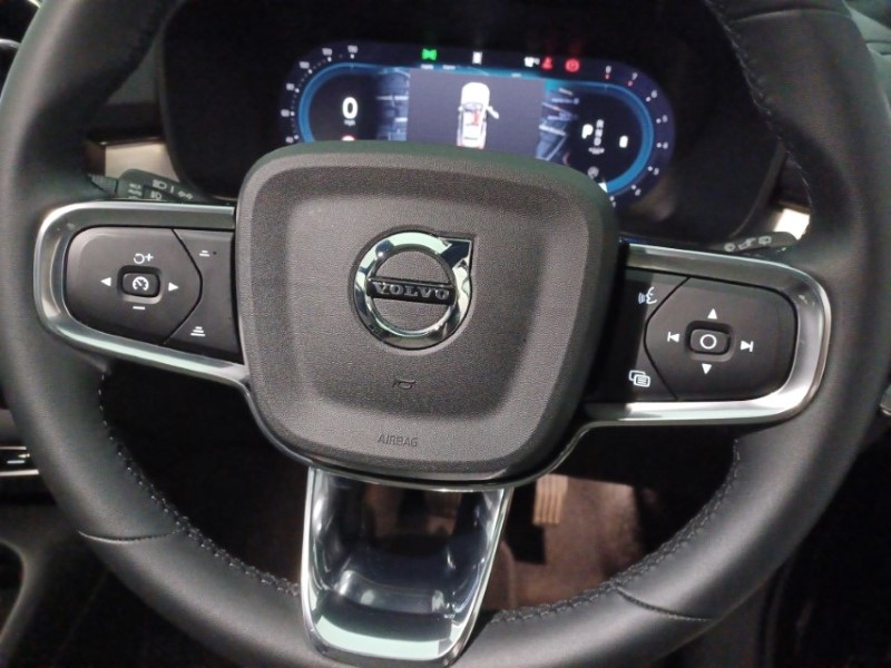 Used Volvo XC40 2024 for sale - 76980901: Photo 14