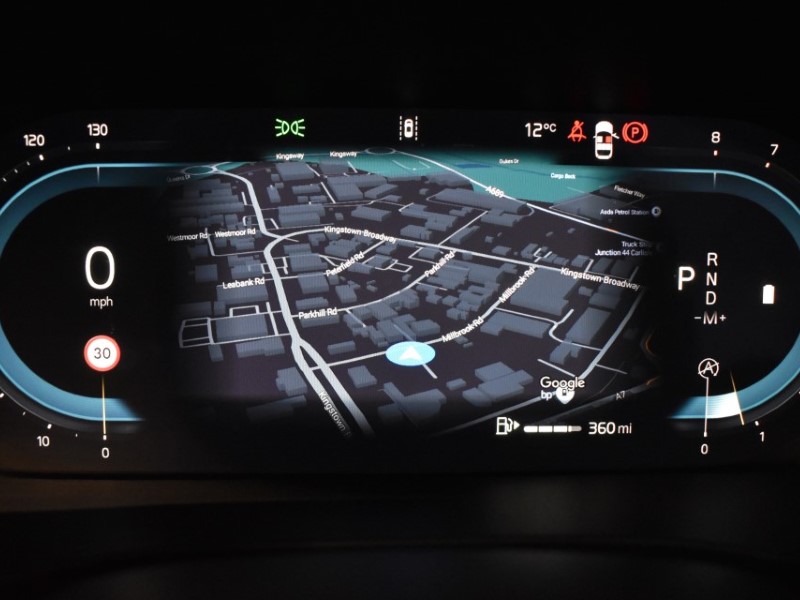 Used Volvo XC40 2024 for sale - 76980901: Photo 24