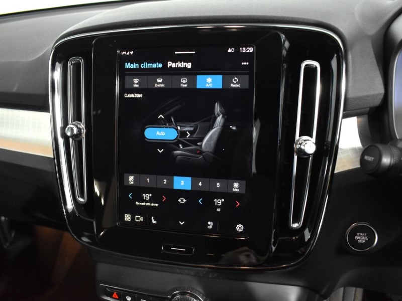 Used Volvo XC40 2024 for sale - 76980901: Photo 26