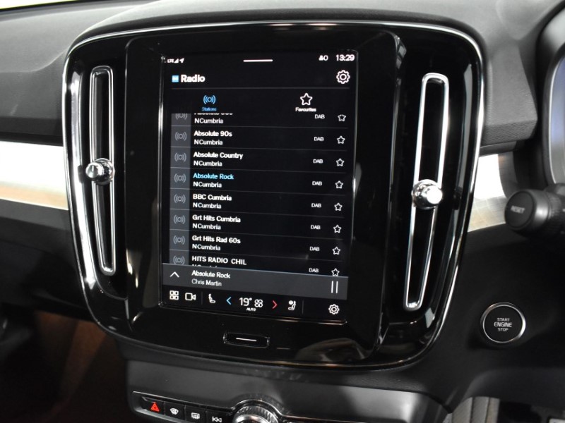 Used Volvo XC40 2024 for sale - 76980901: Photo 27