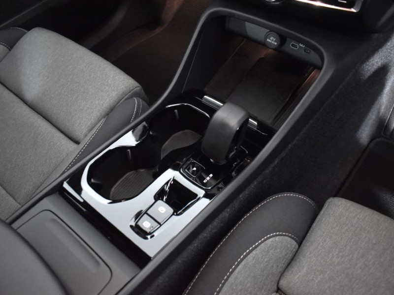 Used Volvo XC40 2024 for sale - 76980901: Photo 35