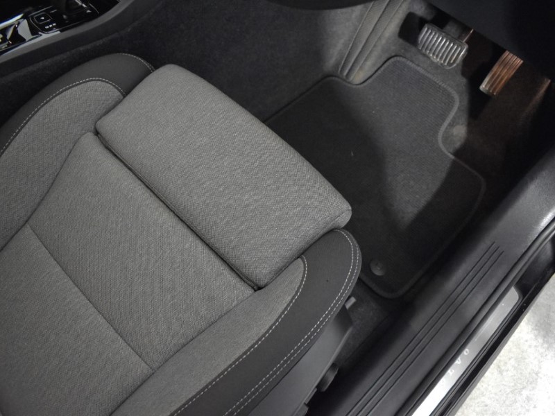 Used Volvo XC40 2024 for sale - 76980901: Photo 37