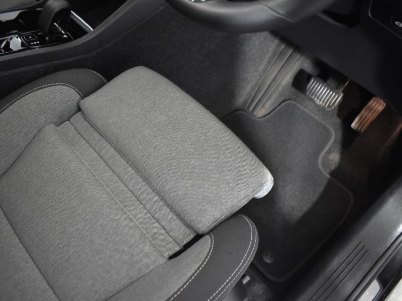 Used Volvo XC40 2024 for sale - 76980901: Photo 38