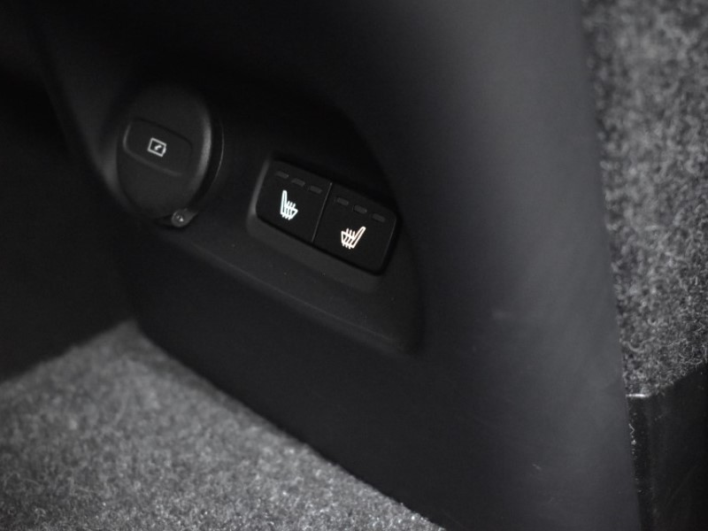 Used Volvo XC40 2024 for sale - 76980901: Photo 39