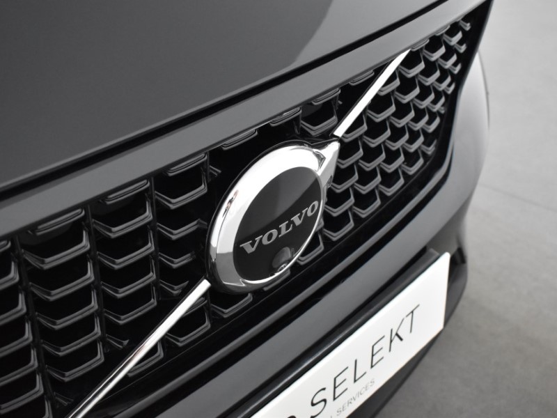 Used Volvo XC40 2024 for sale - 76980901: Photo 48