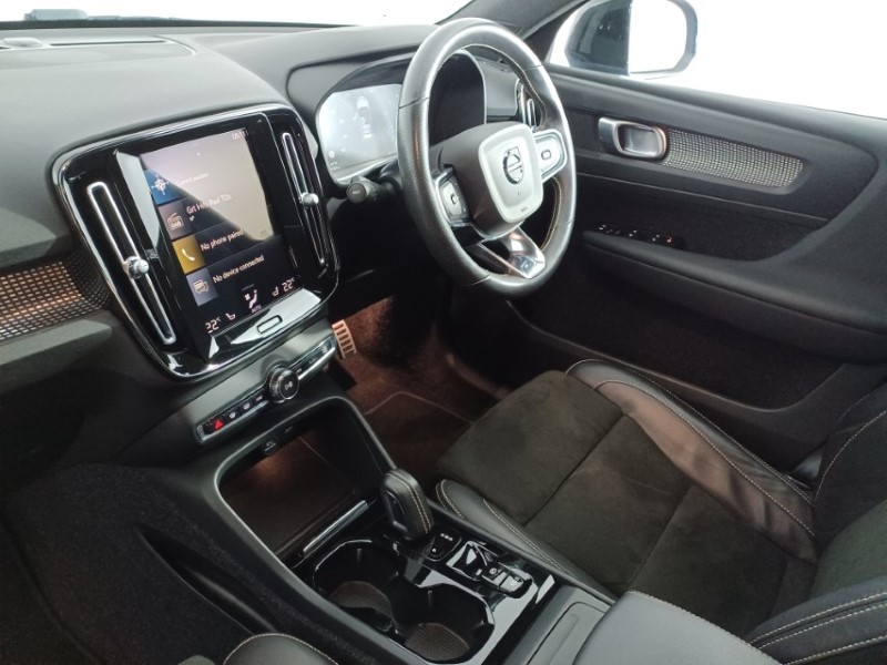 Used Volvo XC40 2021 for sale - 76982354: Photo 15