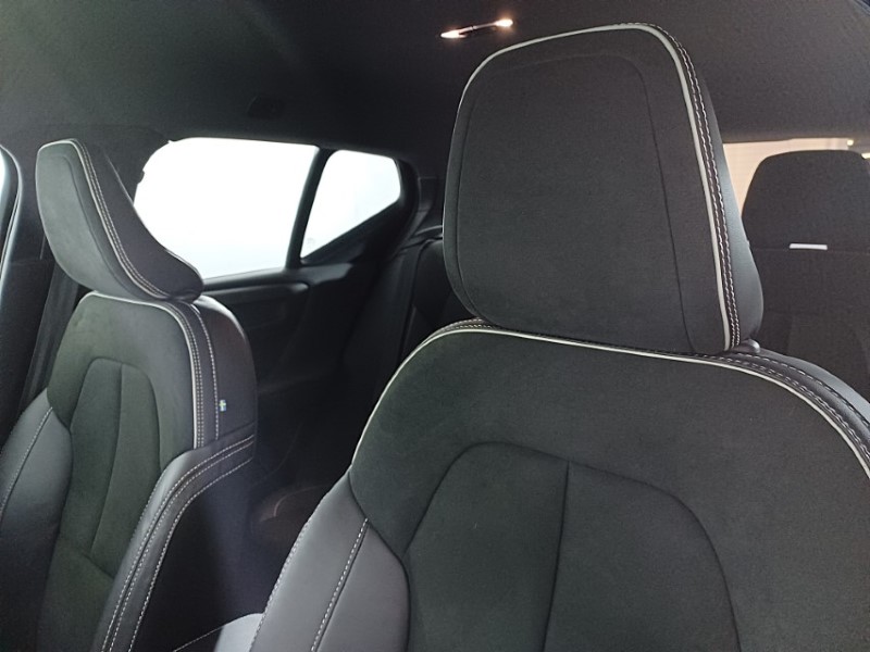 Used Volvo XC40 2021 for sale - 76982354: Photo 16