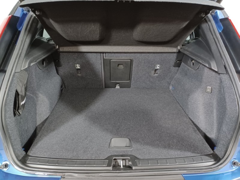 Used Volvo XC40 2021 for sale - 76982354: Photo 20