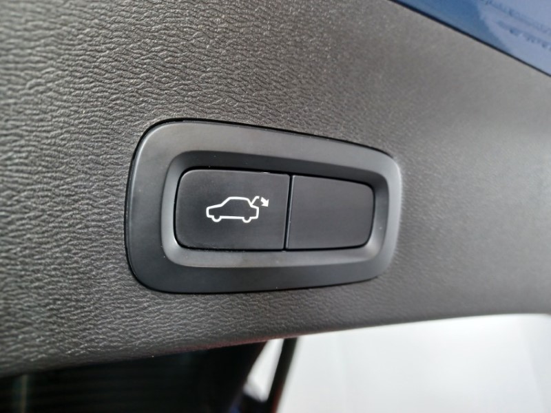 Used Volvo XC40 2021 for sale - 76982354: Photo 23