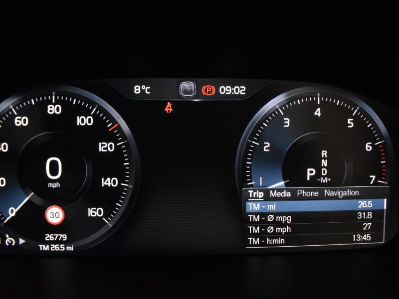 Used Volvo XC40 2021 for sale - 76982354: Photo 25