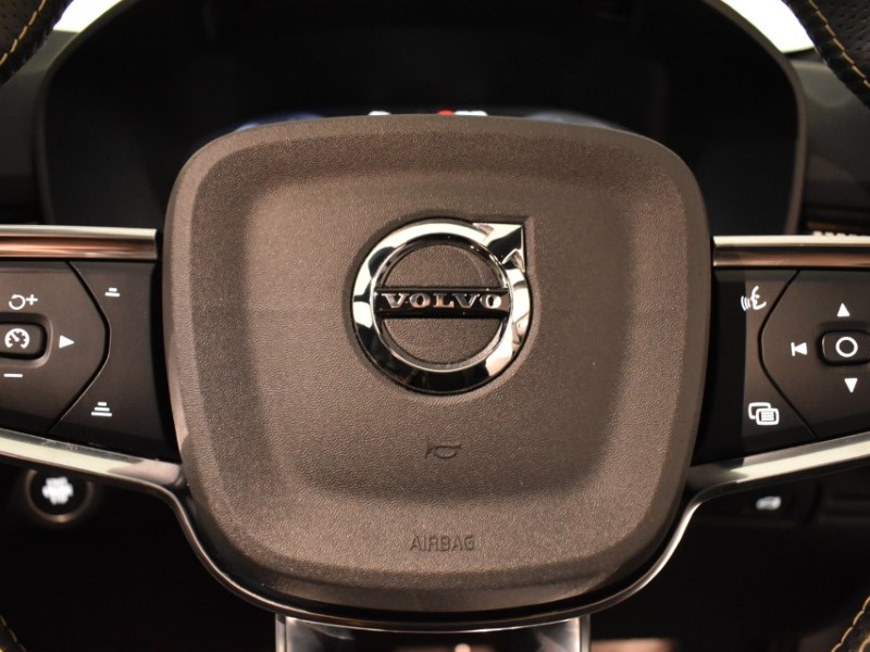 Used Volvo XC40 2021 for sale - 76982354: Photo 26