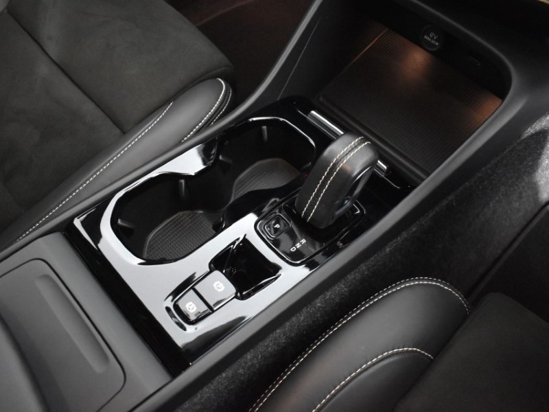 Used Volvo XC40 2021 for sale - 76982354: Photo 36