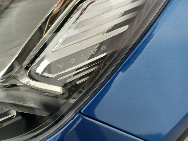 Used Volvo XC40 2021 for sale - 76982354: Photo 44