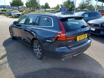 Used Volvo V60 2022 for sale - 78984379: Photo