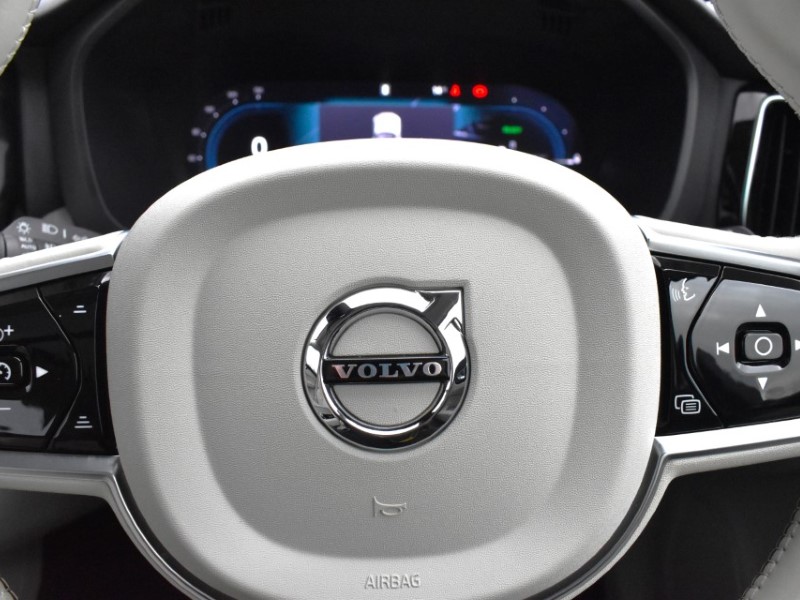 Used Volvo XC60 2024 for sale - 76981822: Photo 22