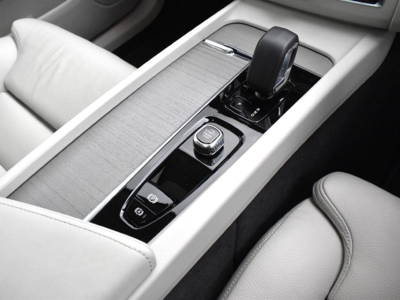 Used Volvo XC60 2024 for sale - 76981822: Photo 23