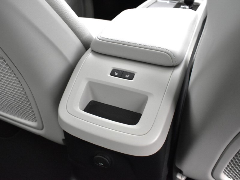 Used Volvo XC60 2024 for sale - 76981822: Photo 32