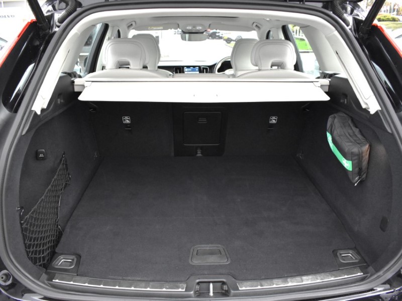 Used Volvo XC60 2024 for sale - 76981822: Photo 42