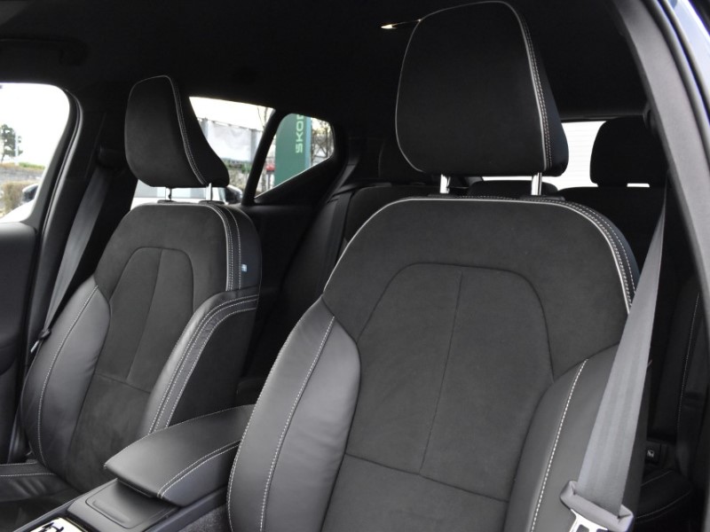 Used Volvo XC40 2021 for sale - 76981099: Photo 31