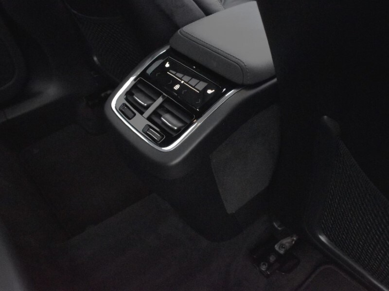 Used Volvo XC60 2025 for sale - 77501352: Photo 41