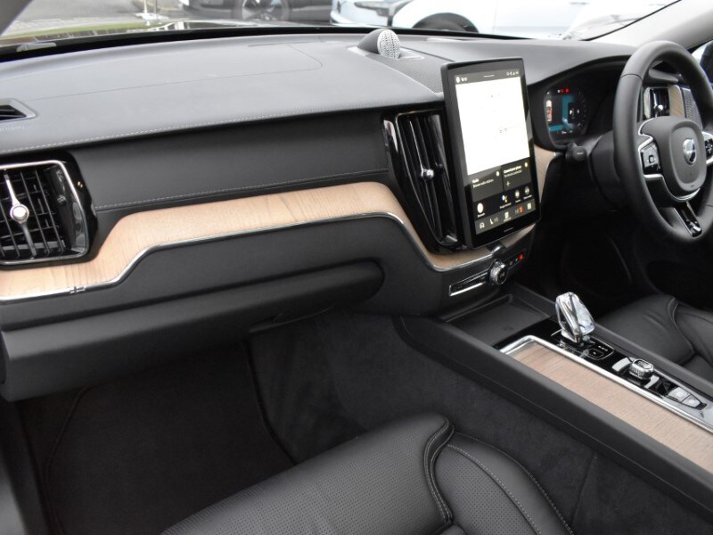 Used Volvo XC60 2025 for sale - 77501352: Photo 45