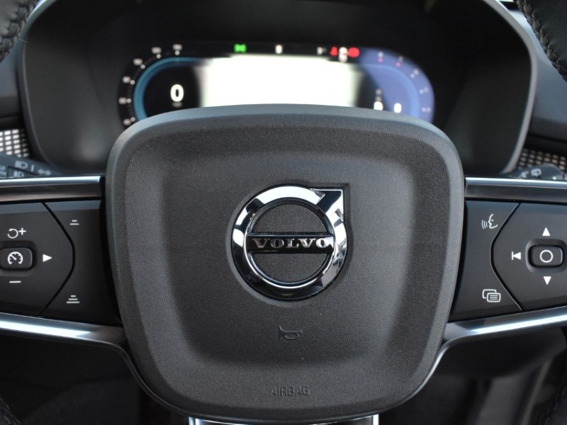 Used Volvo XC40 2025 for sale - 77005503: Photo 13