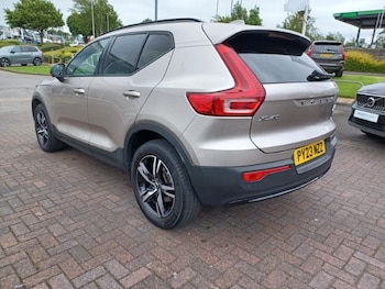 Used Volvo XC40 2023 for sale - 79101971: Photo