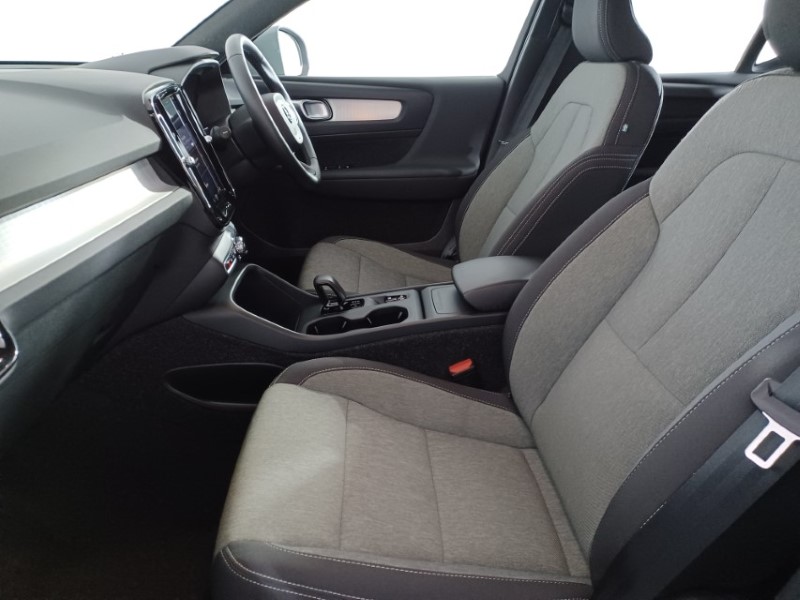 Used Volvo XC40 2025 for sale - 76981318: Photo 5