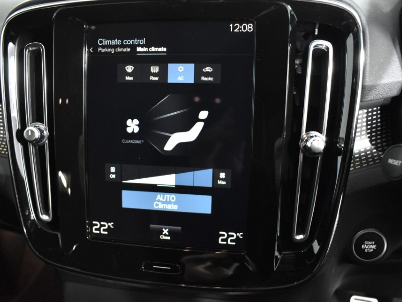 Used Volvo XC40 2022 for sale - 76982389: Photo 29