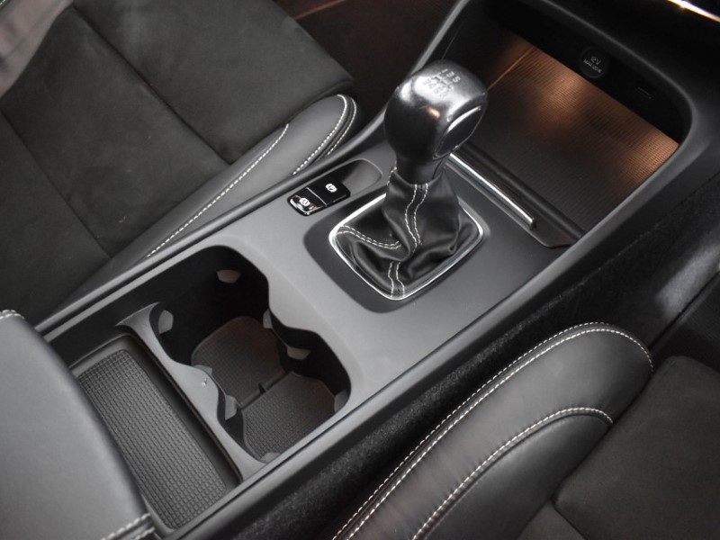 Used Volvo XC40 2022 for sale - 76982389: Photo 35