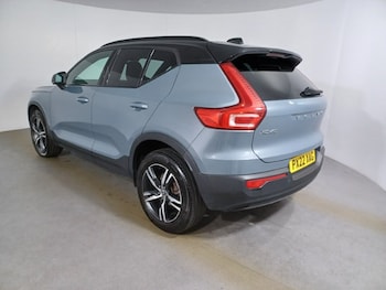 Used Volvo XC40 2022 for sale - 76982389: Photo