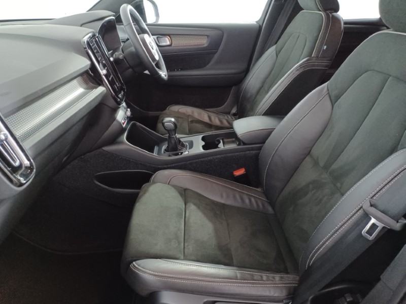 Used Volvo XC40 2022 for sale - 76982389: Photo 5