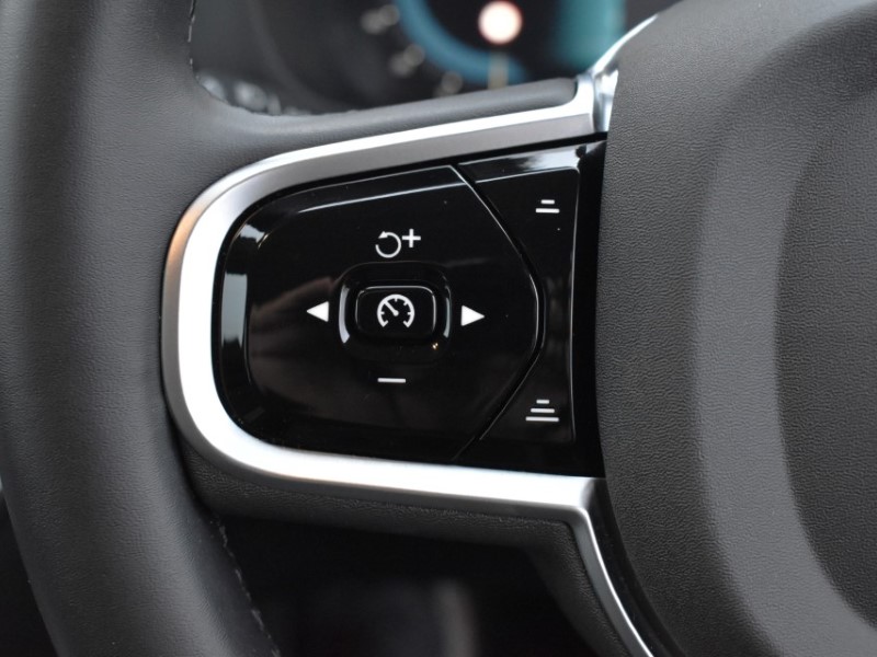 Used Volvo XC60 2025 for sale - 77803943: Photo 25