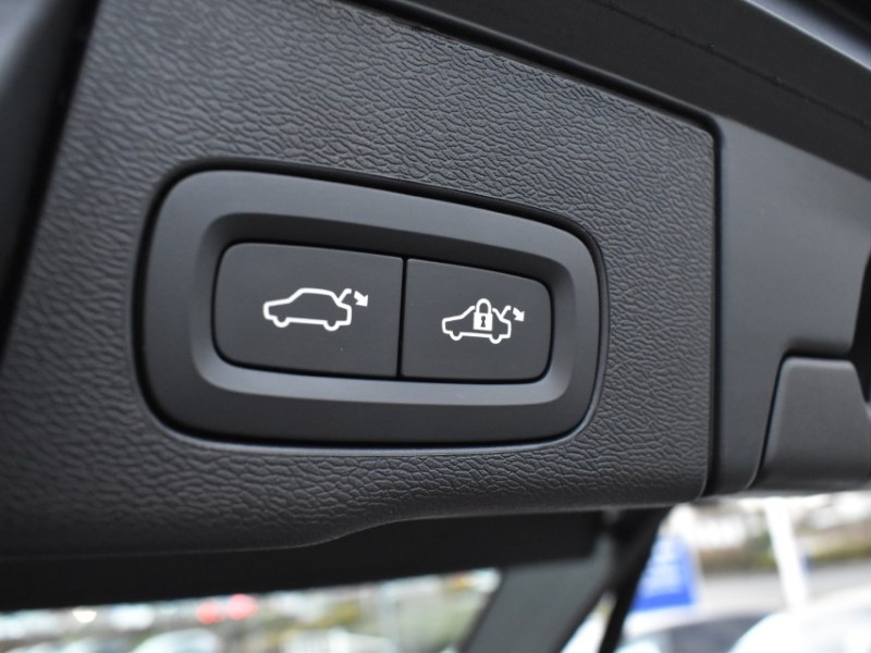 Used Volvo XC60 2025 for sale - 77803943: Photo 43