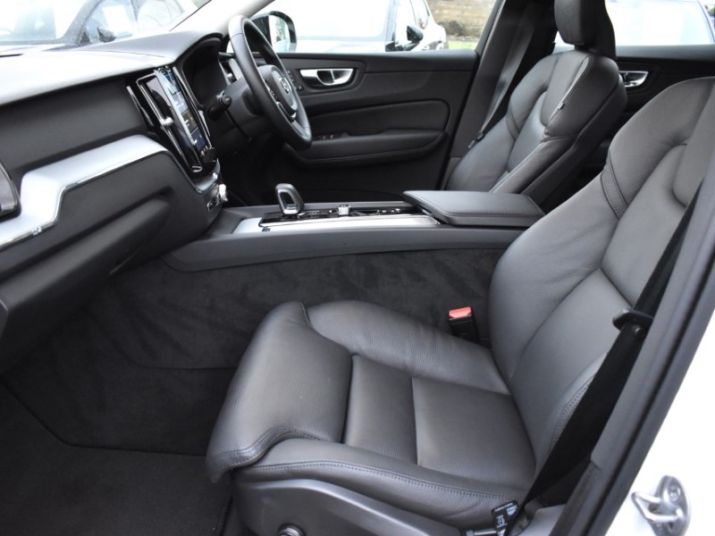 Used Volvo XC60 2025 for sale - 77803943: Photo 5