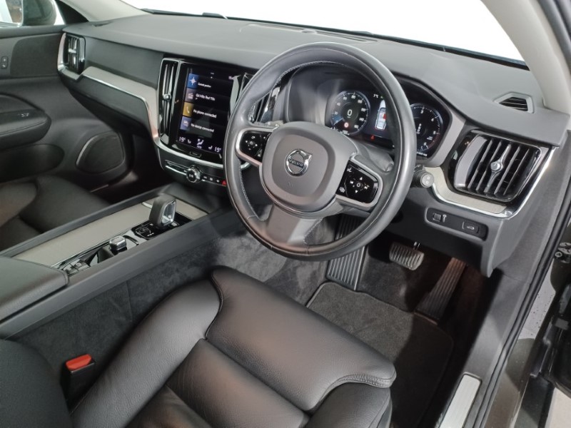 Used Volvo V60 2021 for sale - 76982450: Photo 28