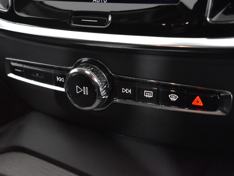 Used Volvo V60 2021 for sale - 76982450: Photo 29