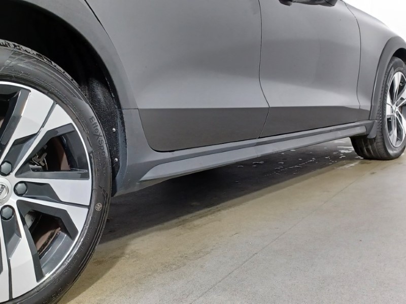 Used Volvo V60 2021 for sale - 76982450: Photo 38