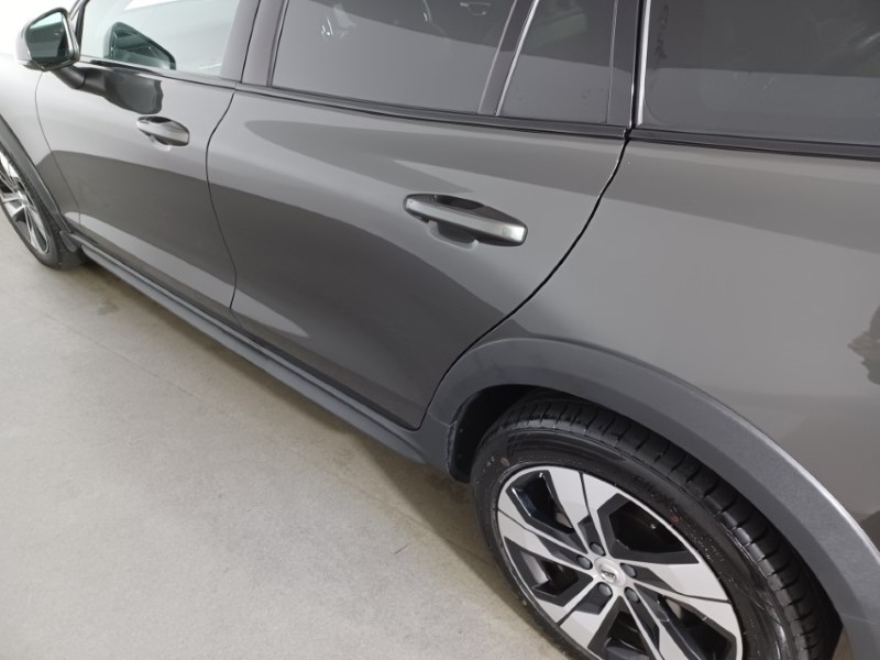 Used Volvo V60 2021 for sale - 76982450: Photo 44