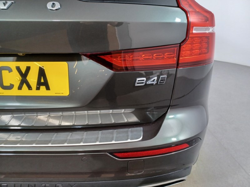 Used Volvo V60 2021 for sale - 76982450: Photo 45