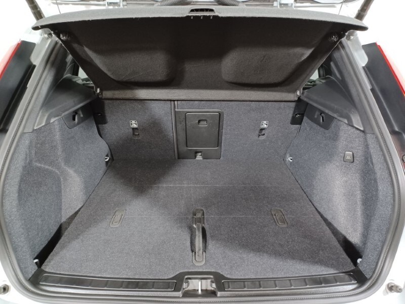 Used Volvo XC40 2024 for sale - 76981041: Photo 17