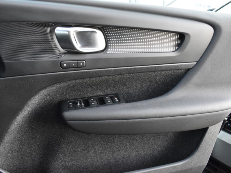 Used Volvo XC40 2022 for sale - 77087669: Photo 12