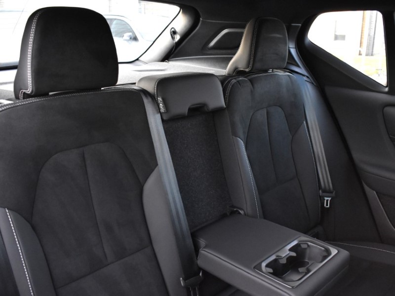 Used Volvo XC40 2022 for sale - 77087669: Photo 30