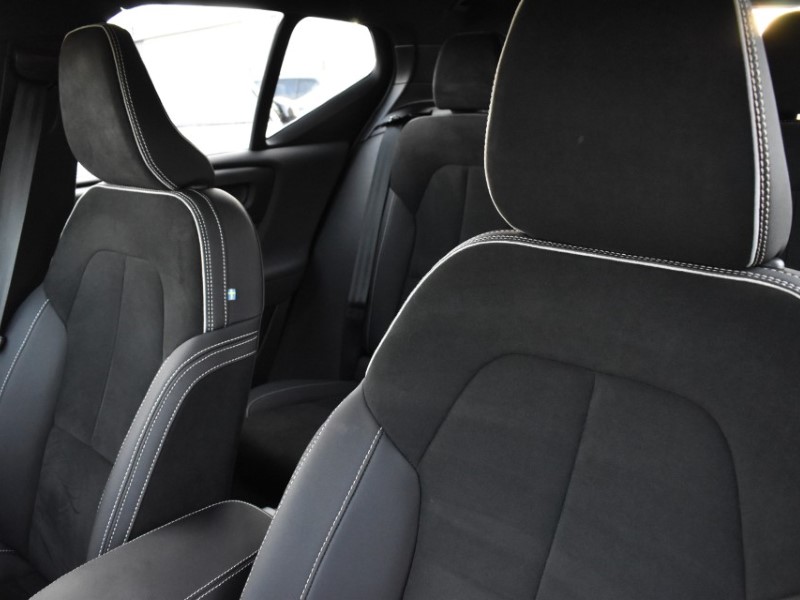 Used Volvo XC40 2022 for sale - 77087669: Photo 32