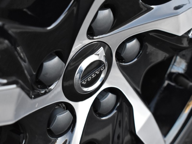Used Volvo XC40 2022 for sale - 77087669: Photo 46