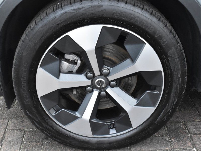 Used Volvo XC40 2025 for sale - 77270944: Photo 10