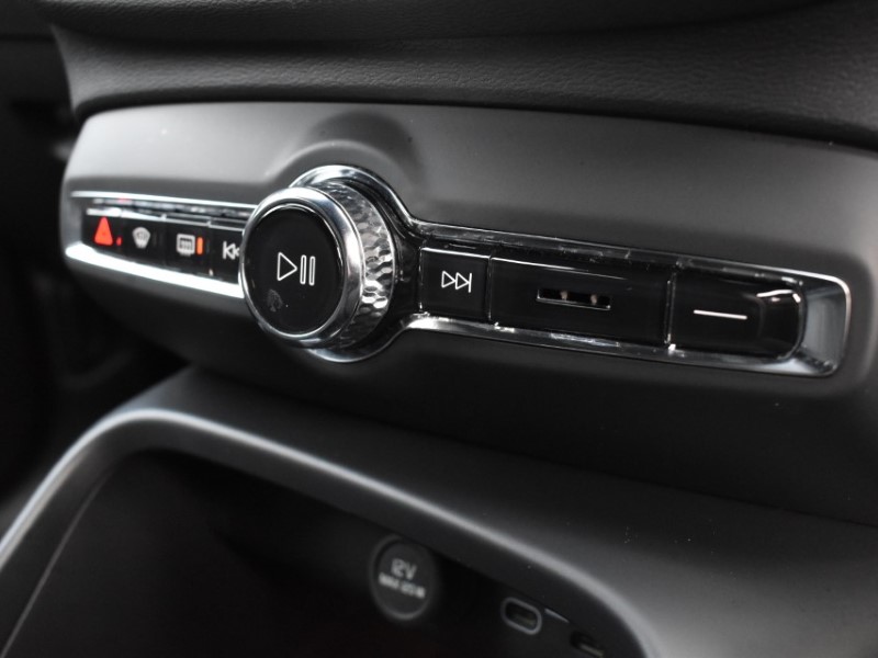 Used Volvo XC40 2025 for sale - 77270944: Photo 22