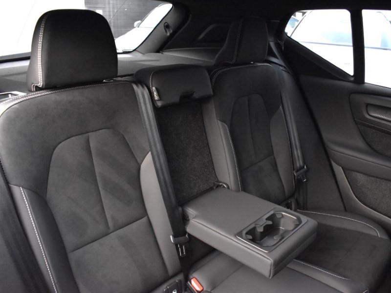 Used Volvo XC40 2025 for sale - 77270944: Photo 30