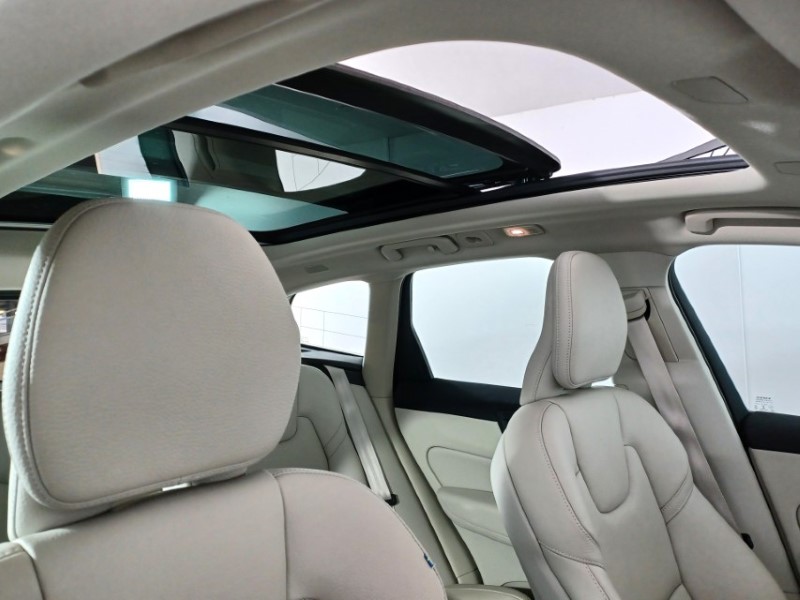 Used Volvo XC60 2021 for sale - 77233683: Photo 14